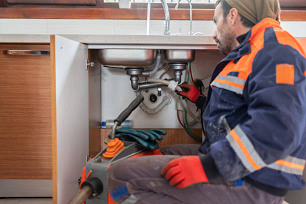 Arifiye Lavabo Tikali Boru Açma